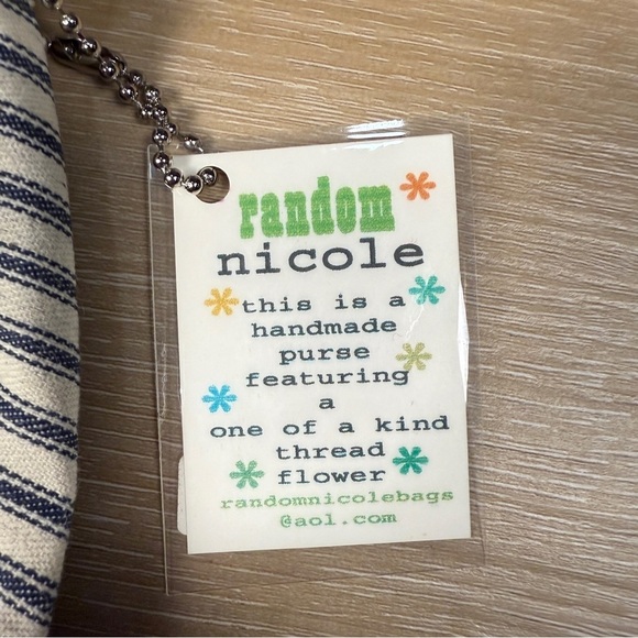 NWT Random Nicole Blue and White Striped Floral Shoulder Bag - Picture 3 of 7